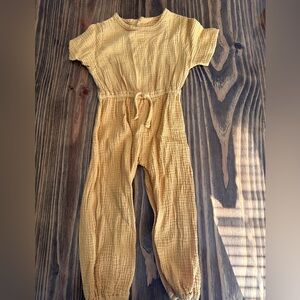 Toddler 2T Yellow Textured Jumpsuit